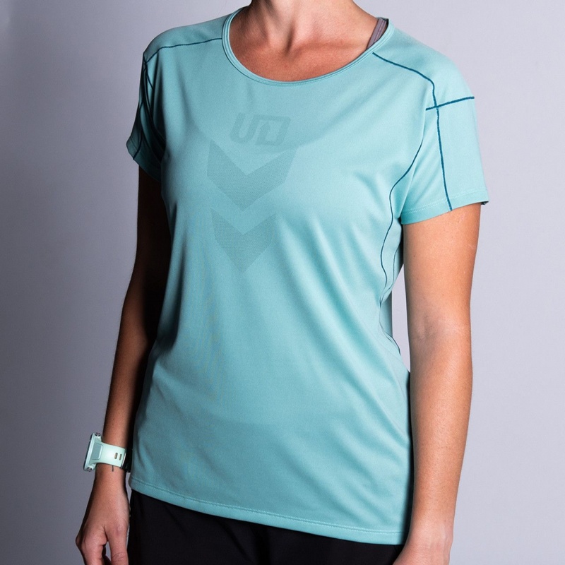 Basalt Ultimate Direction Ultralight Tee | OBTW-85906